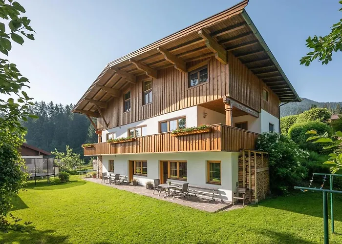 Salvenmoser Johanna *