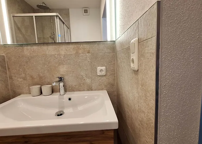 Salvenmoser Johanna *